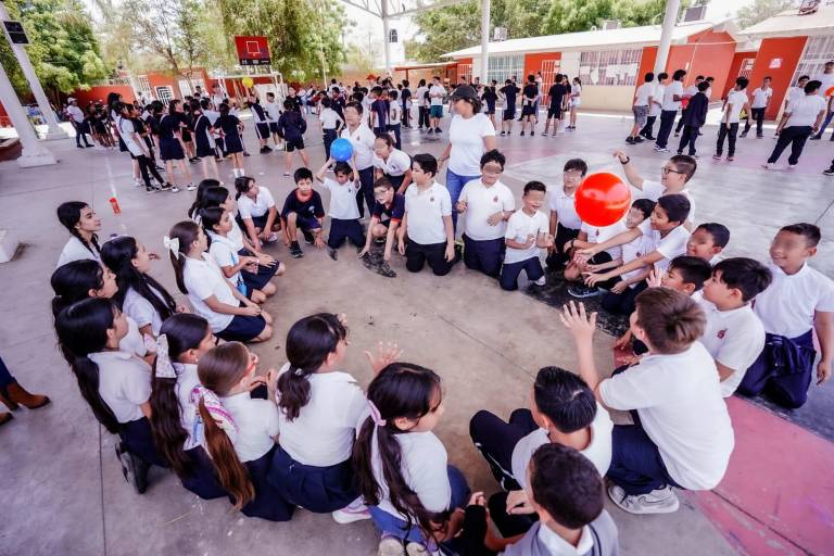 Despiertan la creatividad en niños de Mazatlán