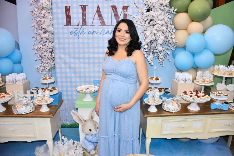 Itzel espera la llegada de Liam, su segundo hijo