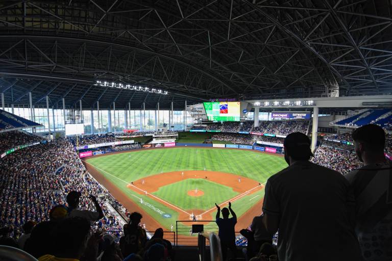 Serie del Caribe celebrará tres ediciones al hilo en Miami a partir de 2028