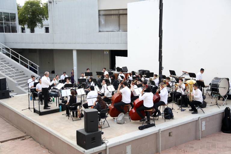 Comparte la Banda Sinfónica Juvenil música de cine