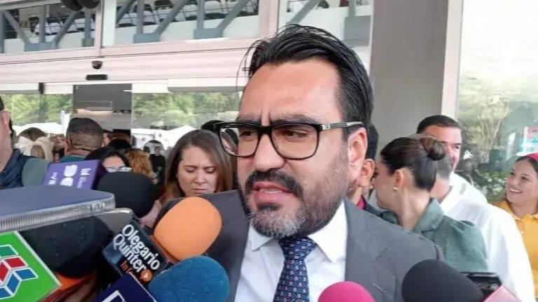 El Alcalde Juan de Dios Gámez Mendívil subrayó la importancia de la coordinación interinstitucional para atender la seguridad en Culiacán.