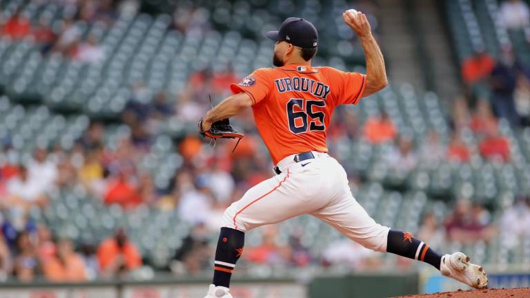 José Urquidy se vio sólido en lo que al final fue su tercera victoria en fila para los Astros de Houston.