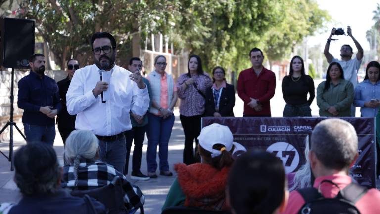 El Alcalde de Culiacán, Juan de Dios Gámez, visitó este miércoles la sindicatura de Costa Rica, una zona afectada por la violencia de los últimos meses.
