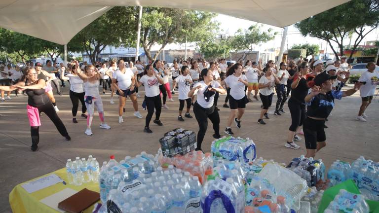 Un éxito fue la máster class en apoyo a grupos de Mujeres Rastreadoras y Voces Sin Justicia y Tesoros Perdidos hasta Encontrarlos.
