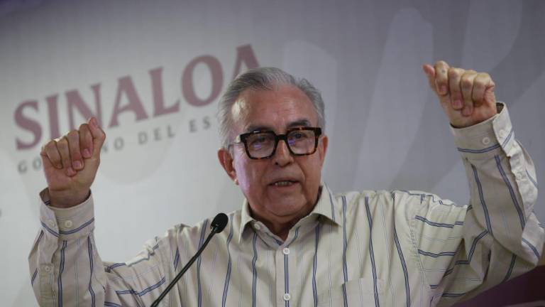El Gobernador Rubén Rocha Moya negó se haya suscitado un enfrentamiento al interior del penal de Aguaruto.