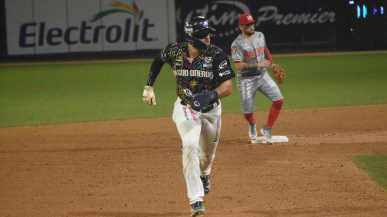 Algodoneros de Guasave repitió triunfo y se pone a dos triunfos de las semifinales.
