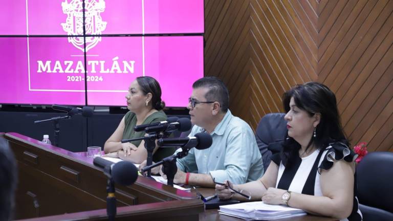 El Alcalde de Mazatlán Édgar González Zataráin destaca los operativos que se implementan en el municipio.