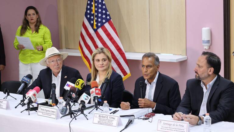 Autoridades de Estados Unidos y México en una reunión de trabajo en Chihuahua.