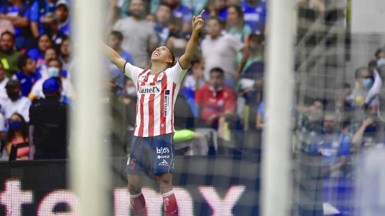 Ricardo Chávez fue el autor del solitario gol del Atlético de San Luis en el Azteca.
