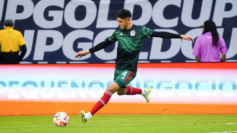 Edson Álvarez formaliza su acuerdo con el West Ham.
