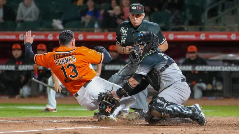 Nick Torres fue out en la registradora en la segunda entrada.