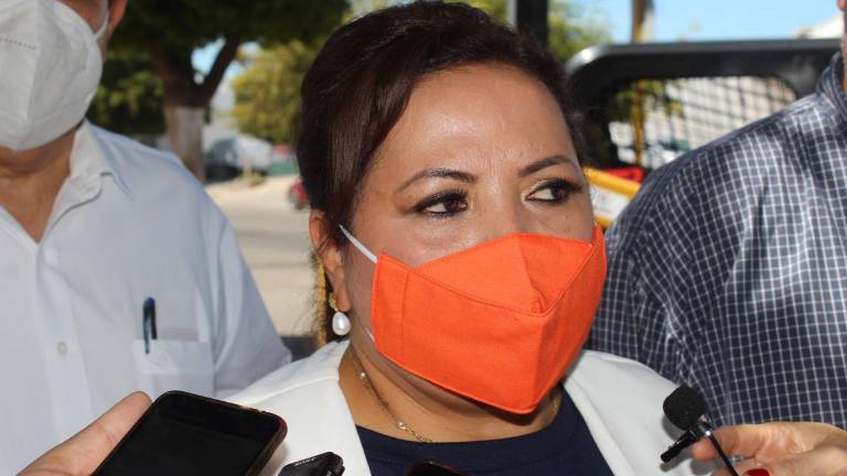 Aurelia Leal López.