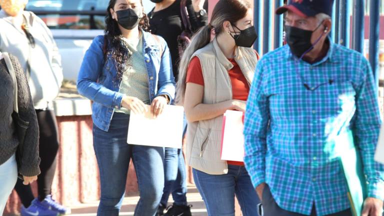 Los trabajadores de la educación podrán vacunarse este sábado, en cuatro municipios de Sinaloa.