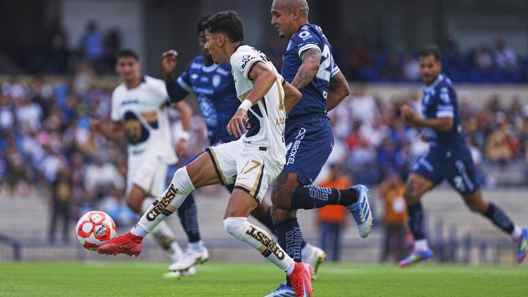 Pumas y Tuzos ofrecieron un encuentro de muchos goles, pero los errores de los universitarios pesaron al final.