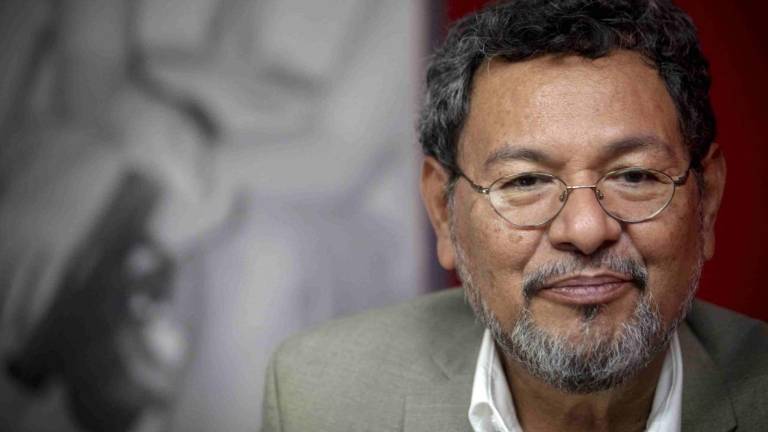 Élmer Mendoza