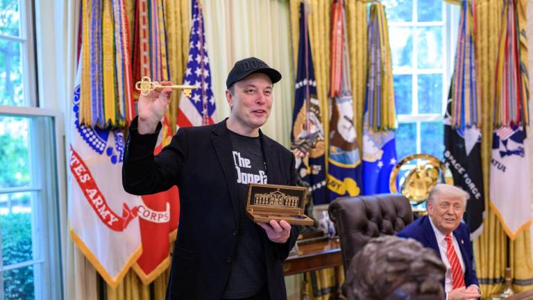 El empresario Elon Musk cuando aún trabajaba para Donald Trump.