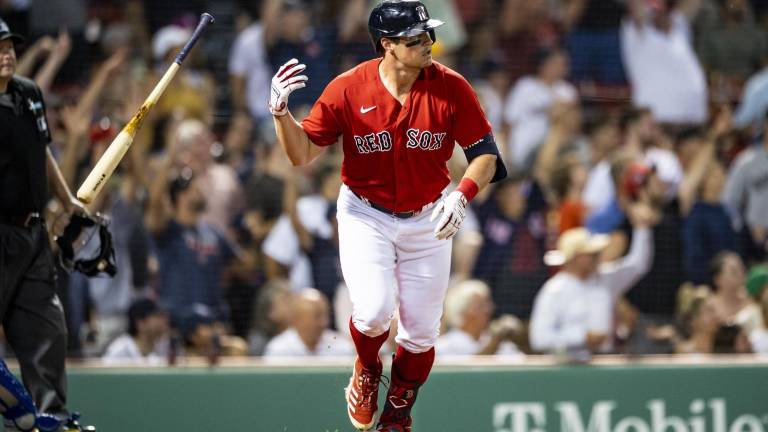 Hunter Renfroe se fue para la calle y llevó a los Medias Rojas a la victoria.