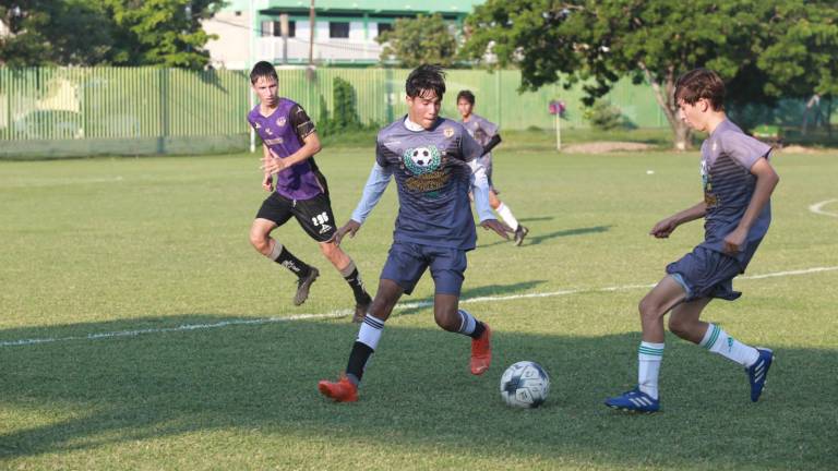 Buen encuentro ofrecieron Mazatlán FC y Elota, el cual repartió unidades.