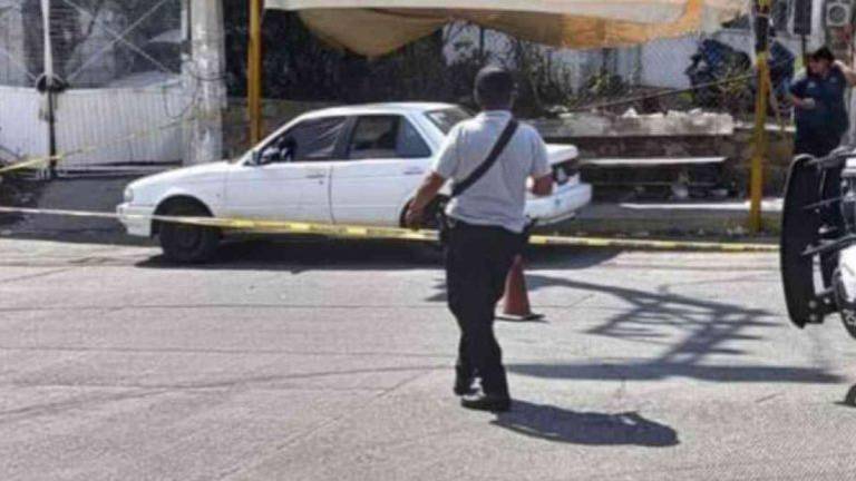 Dos hombres fueron decapitados y estaban en la cajuela de los colectivos en la colonia Ciudad Renacimiento.