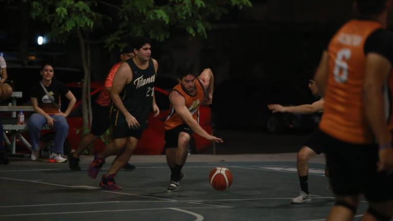 La cancha de Casa Hogar de la Colonia Constitución albergó la actividad con resultados muy parejos.