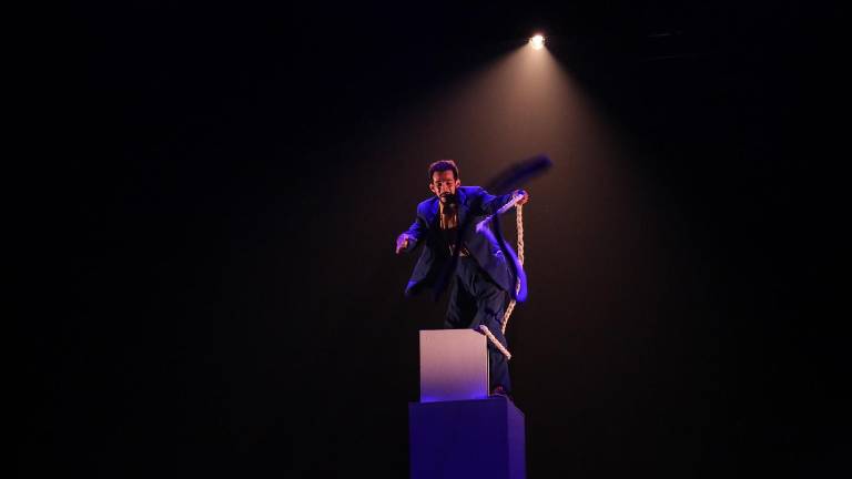 El grupo Flores Teatro Danza presenta ‘Miedo come todo... sueños al vuelo’.