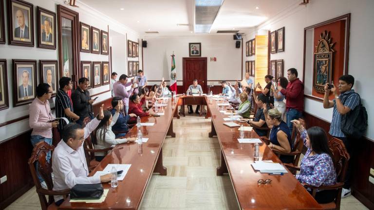En Cabildo, se aprobó por unanimidad la salida de once elementos de la Policía Municipal de Culiacán.