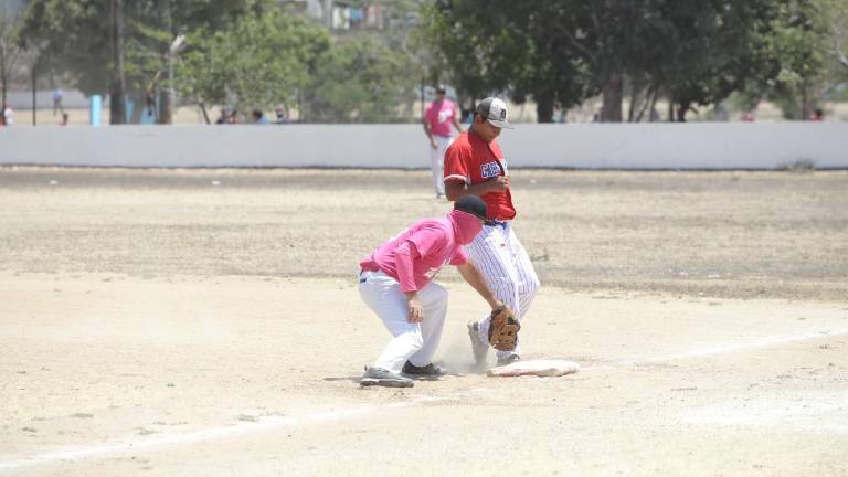 Lluvia de carreras hubo en la Liga de Beisbol de Categoría Libre 2022.