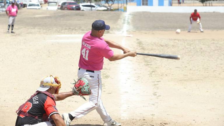 El circuito va tomando ritmo con intensos juegos.