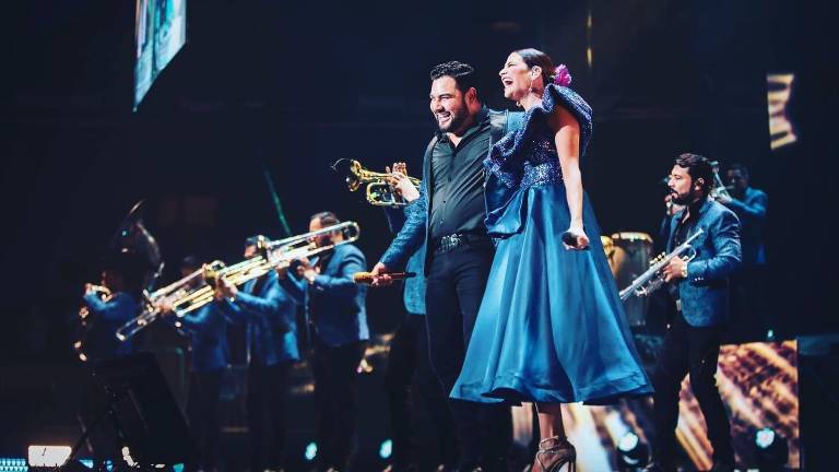 Natalia Jiménez y Banda MS.
