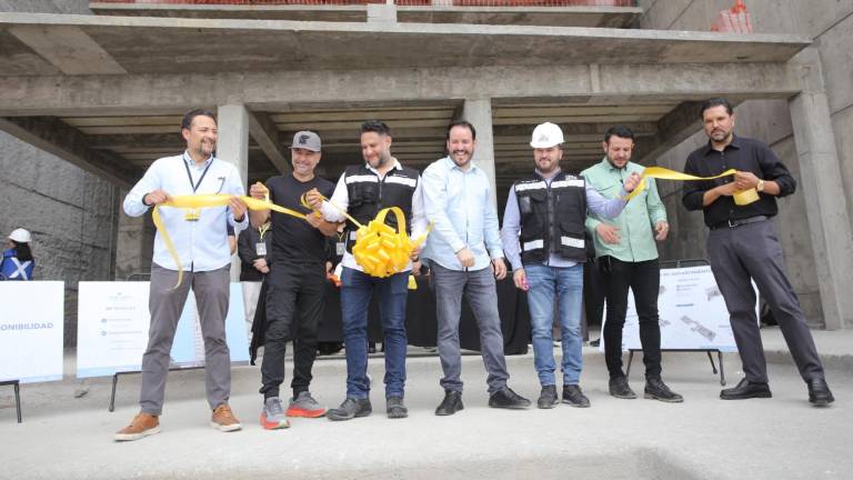 Gaddiel Hernández, Raúl Méndez Martínez, Emilio Castañón, Ricardo Velarde, Daniel Valdez, Alfredo Valdez y Sergio Guzmán.