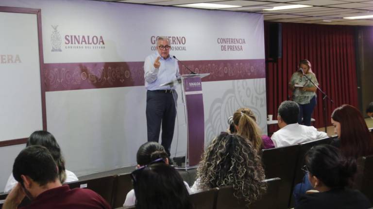 El Gobernador de Sinaloa Rubén Rocha Moya estima que otras dos o tres personas podrían haber sido privadas de su libertad junto con los 66 reportados.