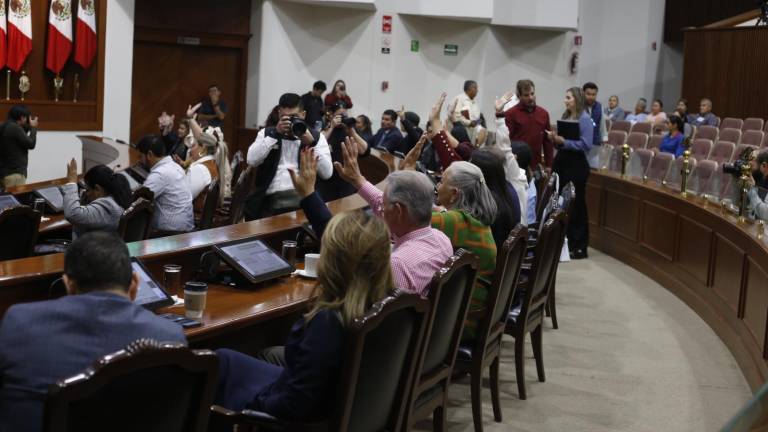 El Congreso de Sinaloa tuvo sesión extraordinaria para votar por reformas constitucionales.