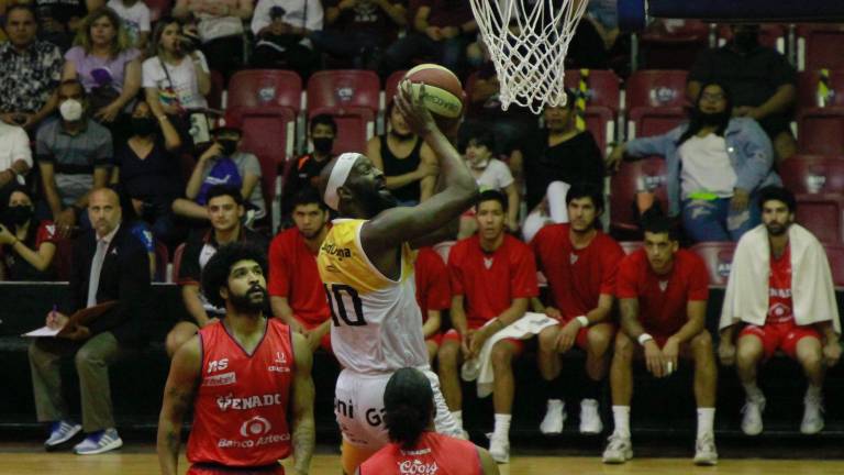 Caballeros de Culiacán sufrió para imponerse en casa a Venados Basketball.