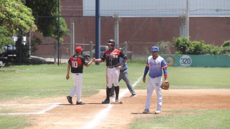 SUTERM dejó tendido a Agua Selecta, en el primer encuentro de la final de la Liga de Beisbol 40 años y más.