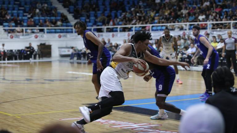 Ruan Miranda fue el máximo anotador en el triunfo de Venados Basketball.