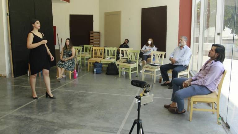 Armando Piña, José Velasco e integrantes del Taos durante el curso.