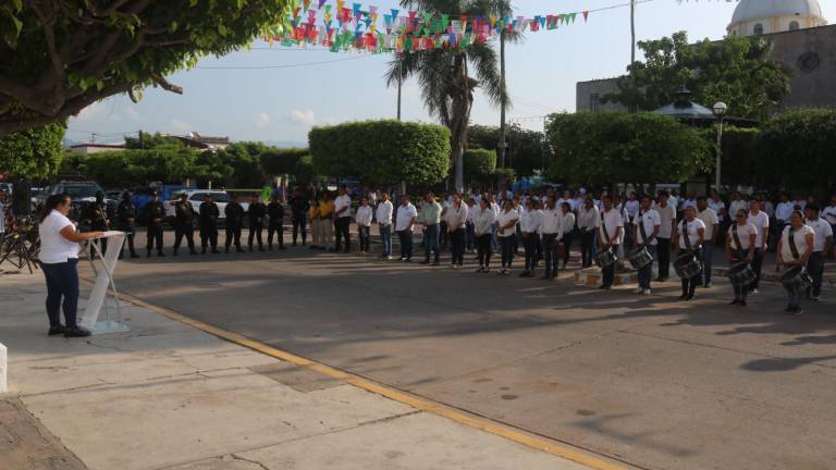 Autoridades de Escuinapa conmemoraron el 176 Aniversario de la Gesta Heroica de Chapultepec.