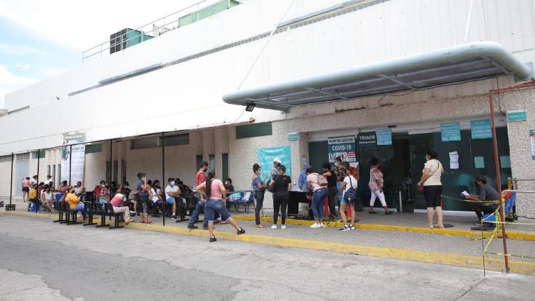 Ante la situación, familiares de enfermos pidieron a la ciudadanía que se cuide sin importar su rango de edad.
