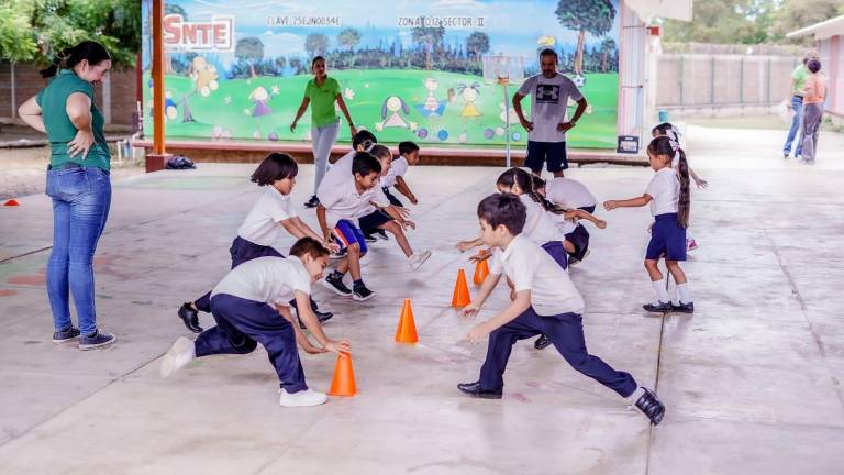 Más de 240 niños y niñas del Jardín de Niños SEPyC Pradera Dorada vivieron una jornada divertida.