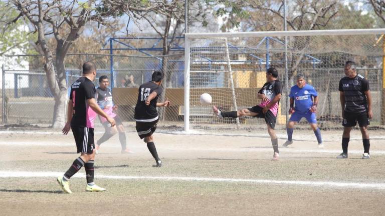 Se jugó la jornada 14 de la Liga de Futbol Intermédicos Mazatlán 2022.