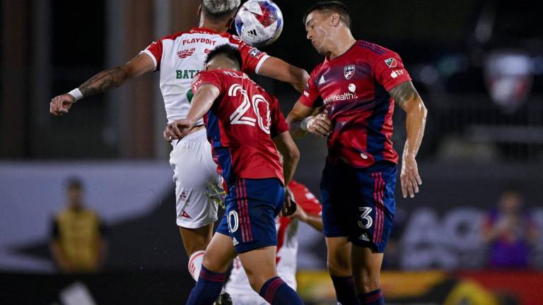 Necaxa cae ante Dallas.