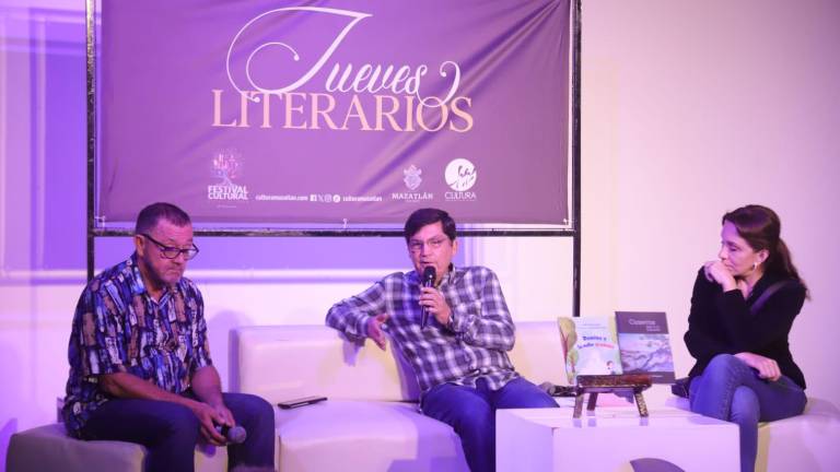 El escritor y académico José Carlos Zazueta Manjarrez presentó en Casa Haas ‘Romina y la nube gruñona’ y ‘Cuentos breves de la imaginación’.