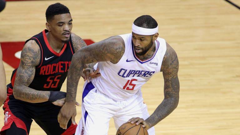 DeMarcus Cousins seguirá por el resto de la temporada con los Clippers.