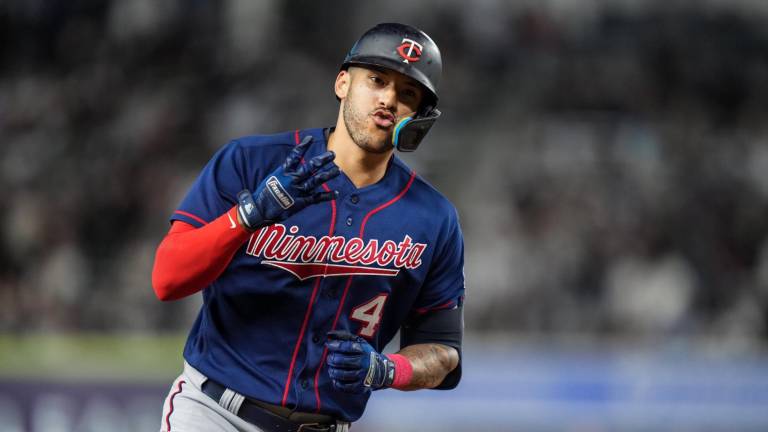 Carlos Correa jugará para los Gigantes de San Francisco por los próximos 13 años, de acuerdo a fuentes.