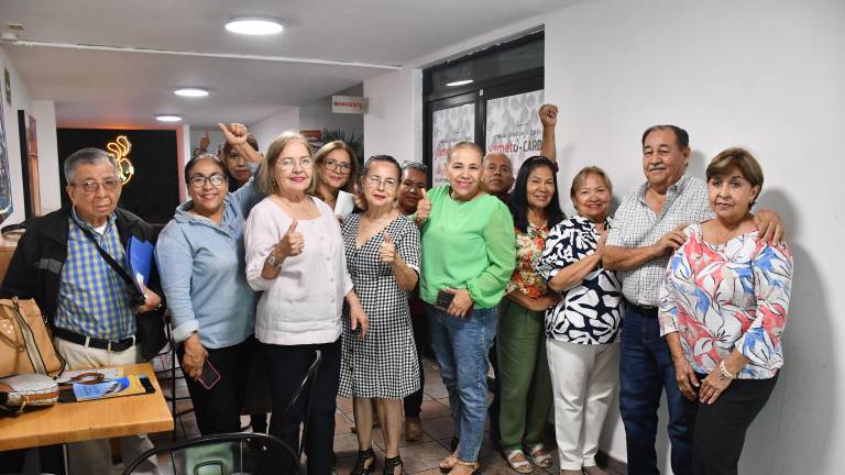 la Asociación de Jubilados de la UAS reclaman el pago de la prima vacacional.