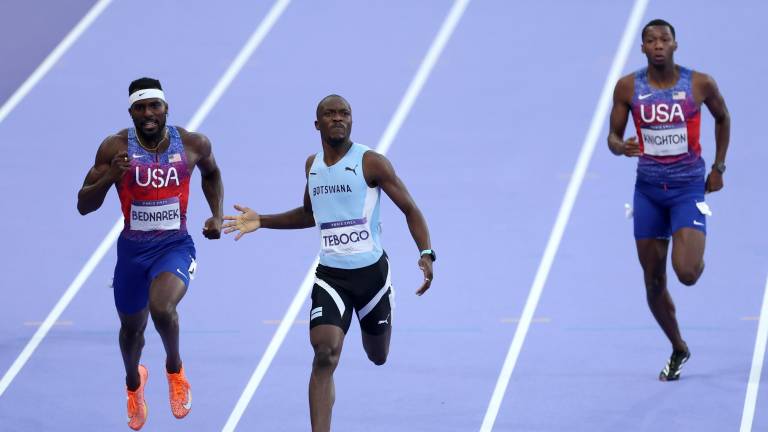 Letsile Tebogo sorprende al mundo.