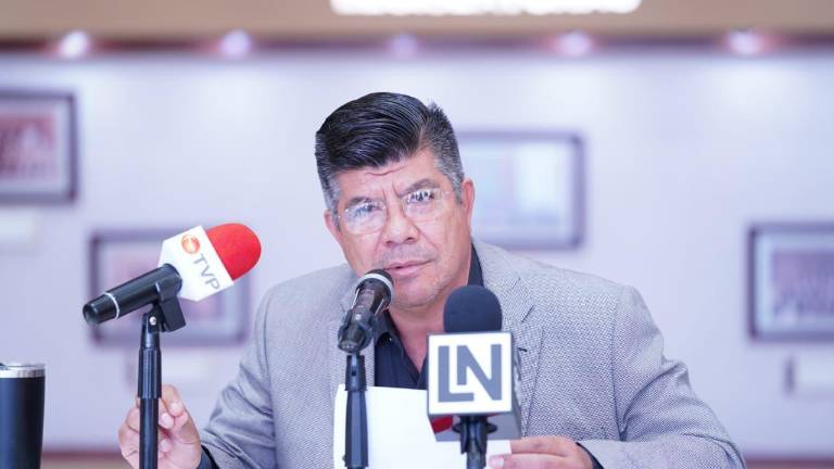 Los legisladores llaman al diálogo.