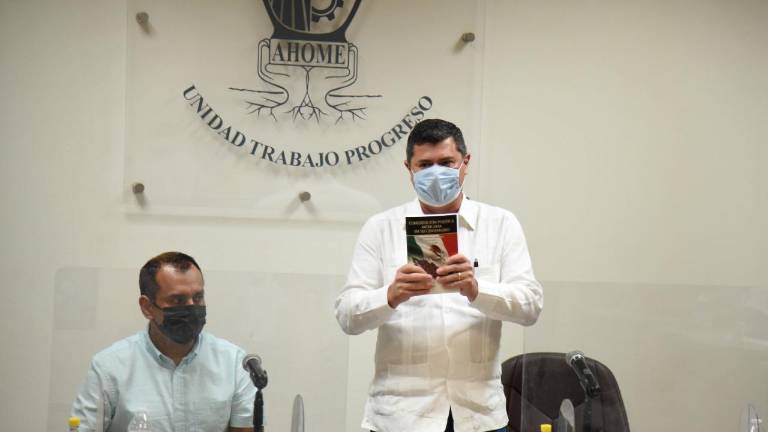 Manuel Guillermo Chapman Moreno deja su cargo como Alcalde de Ahome, este viernes.