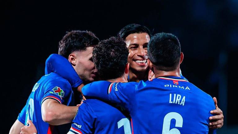 La Máquina gana en los minutos finales.