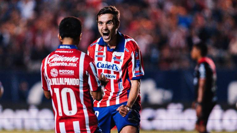 Unai Bilbao marca el segundo gol de los postosinos.